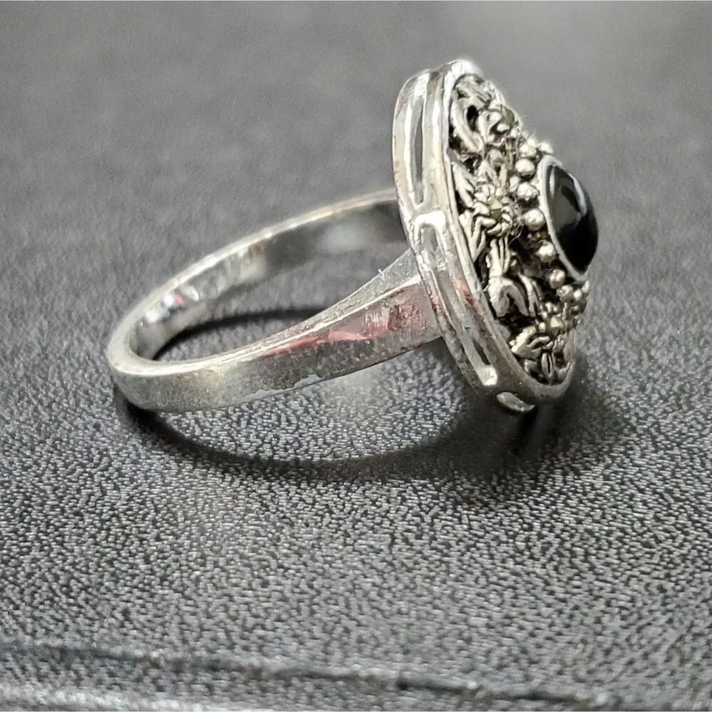 Silver plated black onyx ring with marcasite size 8.5